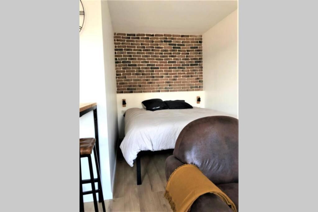 Ferienwohnung Hypercentre Grand Balcon Vue Cathedrale Reims Exterior foto